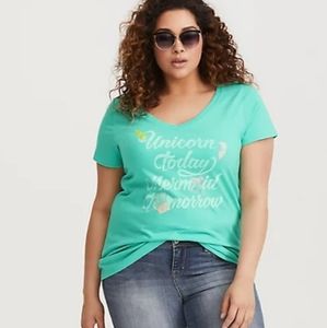 Torrid Womens size 3 unicorn/mermaid tee new